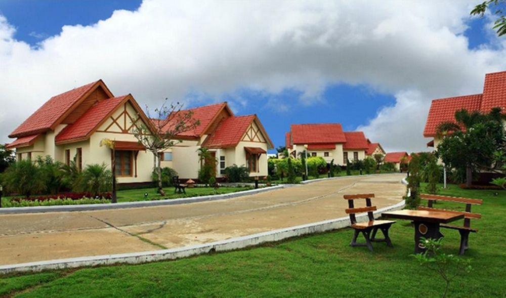 Myat Taw Win Hotel Naypyidaw Extérieur photo