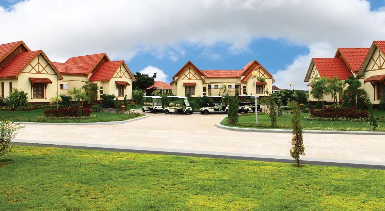 Myat Taw Win Hotel Naypyidaw Extérieur photo